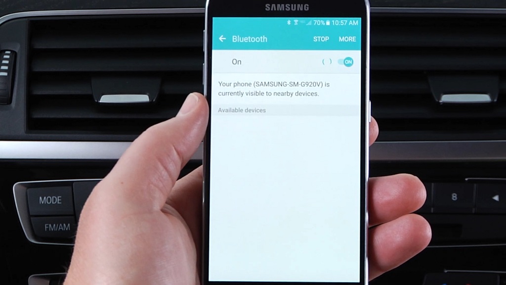 Connecting a Samsung phone via Bluetooth in a BMW vehicle; pairing screen showing available devices